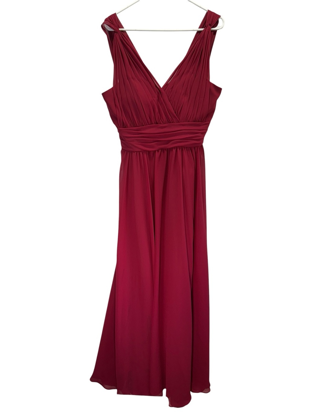 Morille Madeline Gardner Red Bridesmaid Dress
Size 10